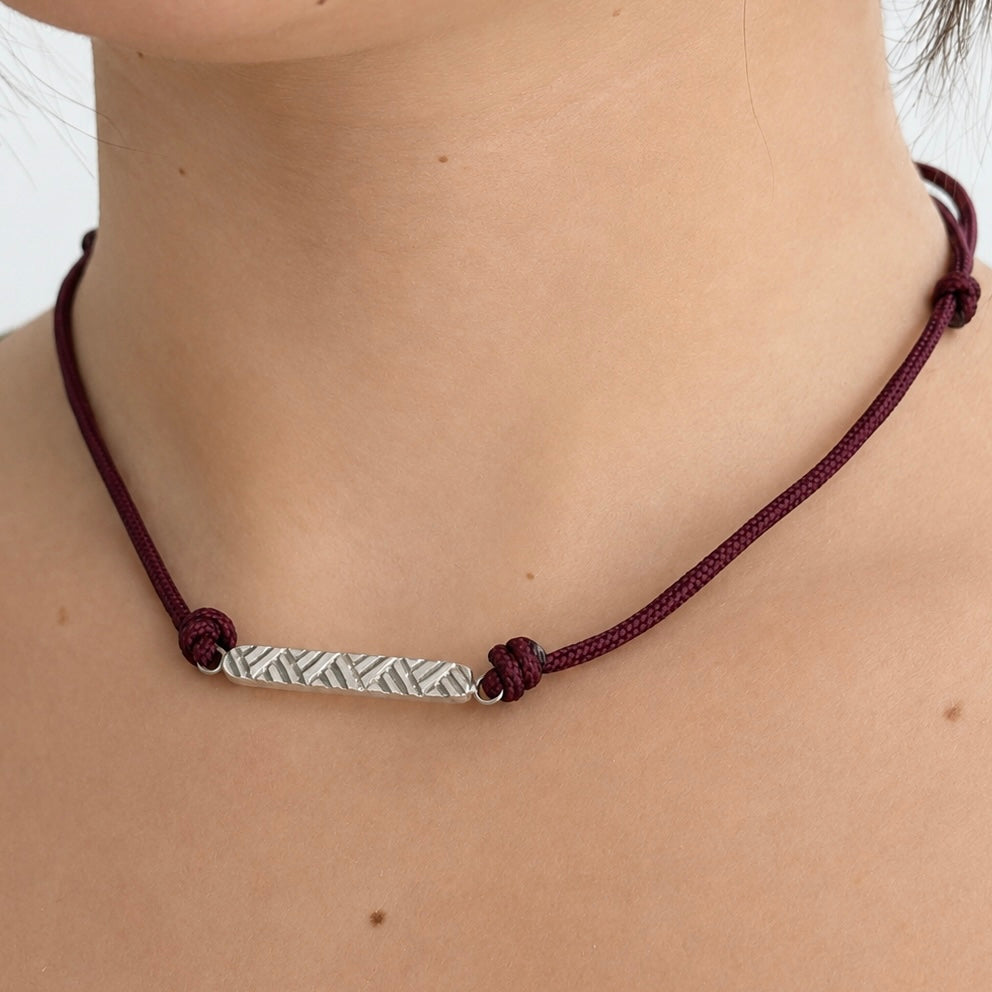 Weave cord necklace