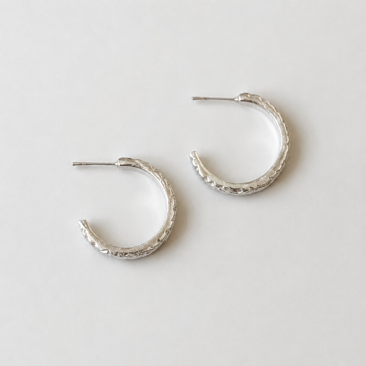 Weave hoops