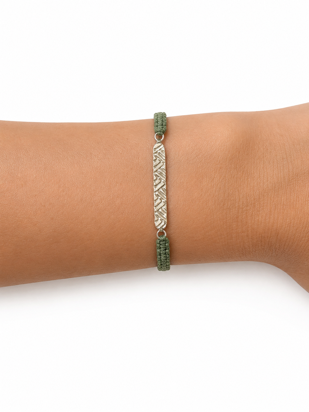 Weave macrame bracelet