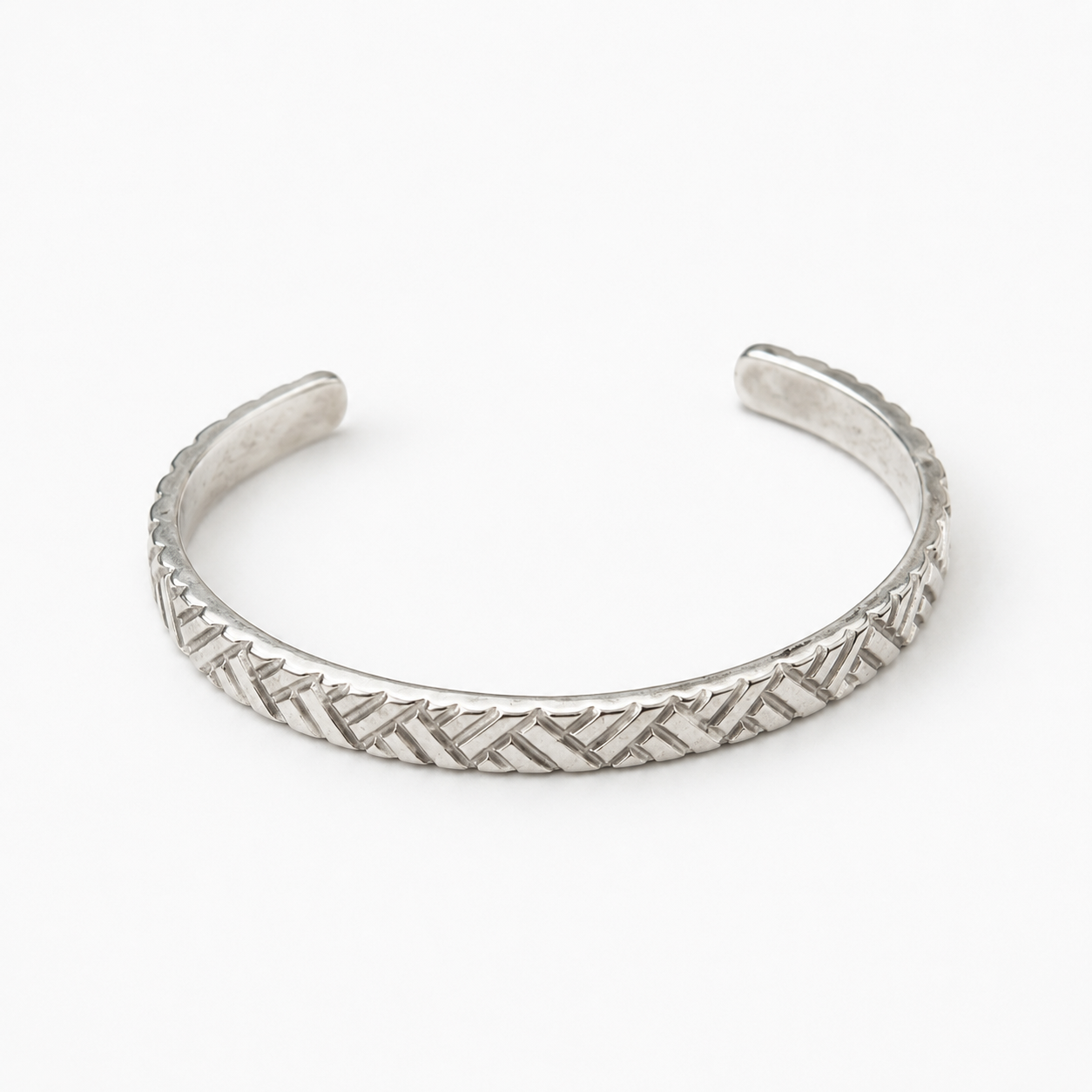 Weave cuff bracelet